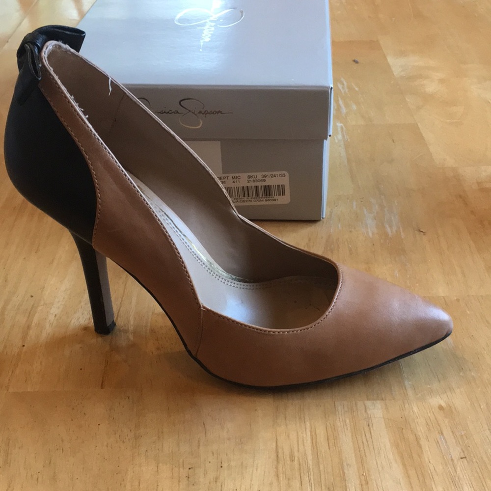 Jessica Simpson Jaide Nude/Black Size 7 Heels